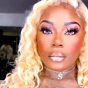 Meet your Posher, Blkgurl